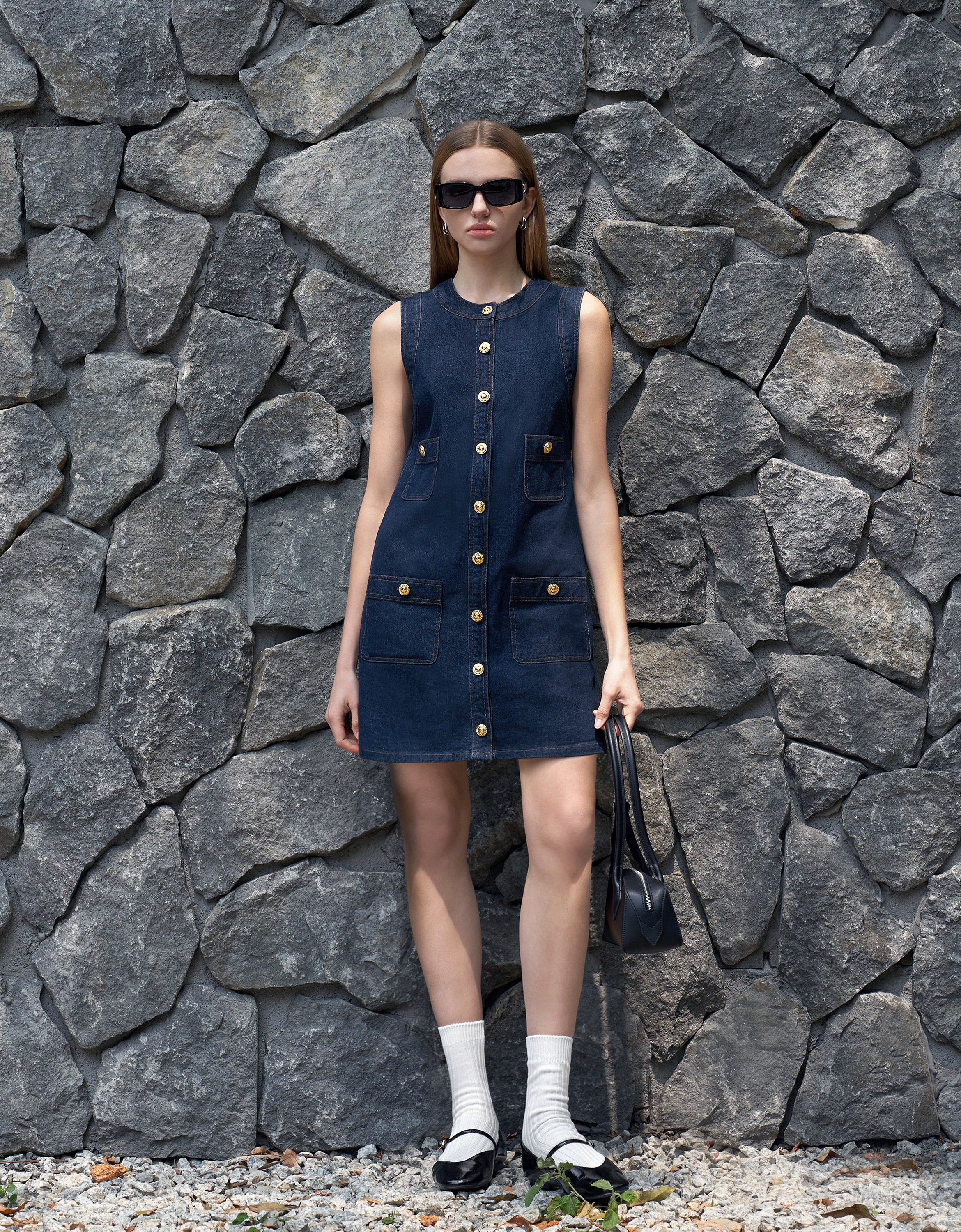 dark blue