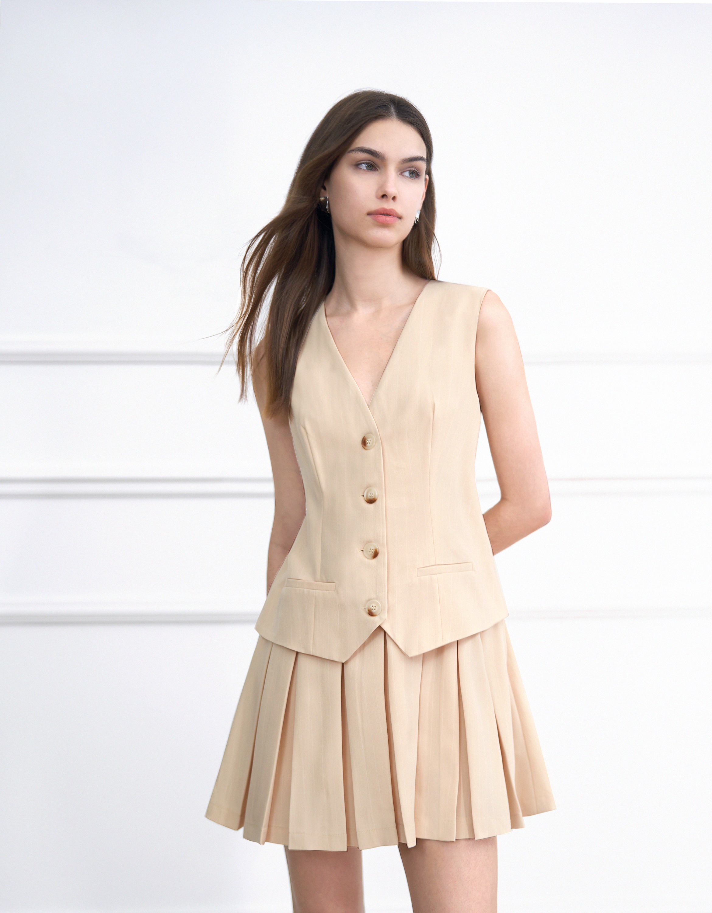 light khaki