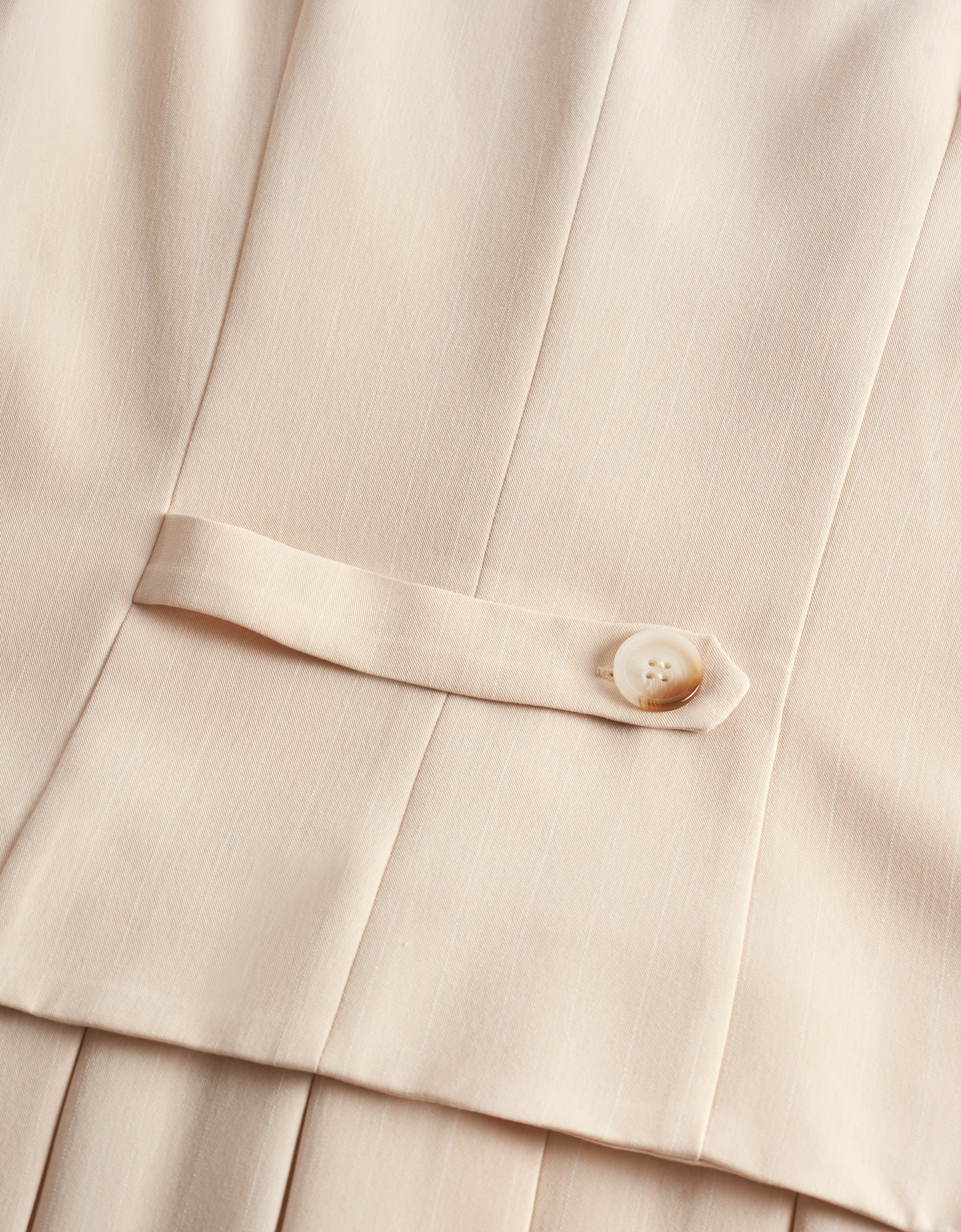 light khaki