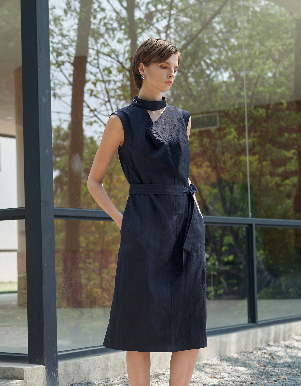 dark blue