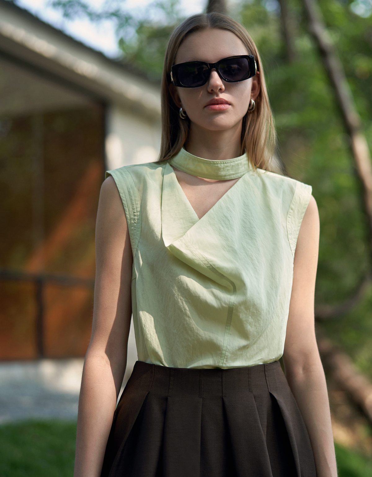 pale green