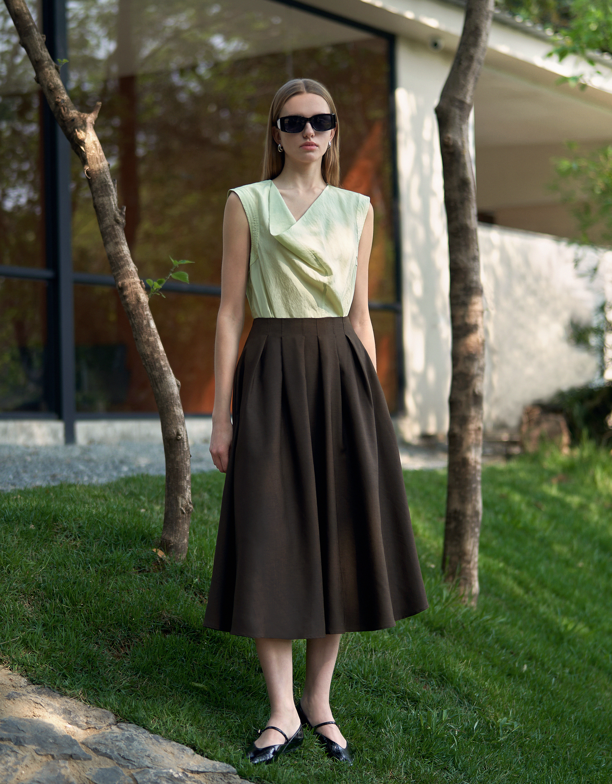 pale green