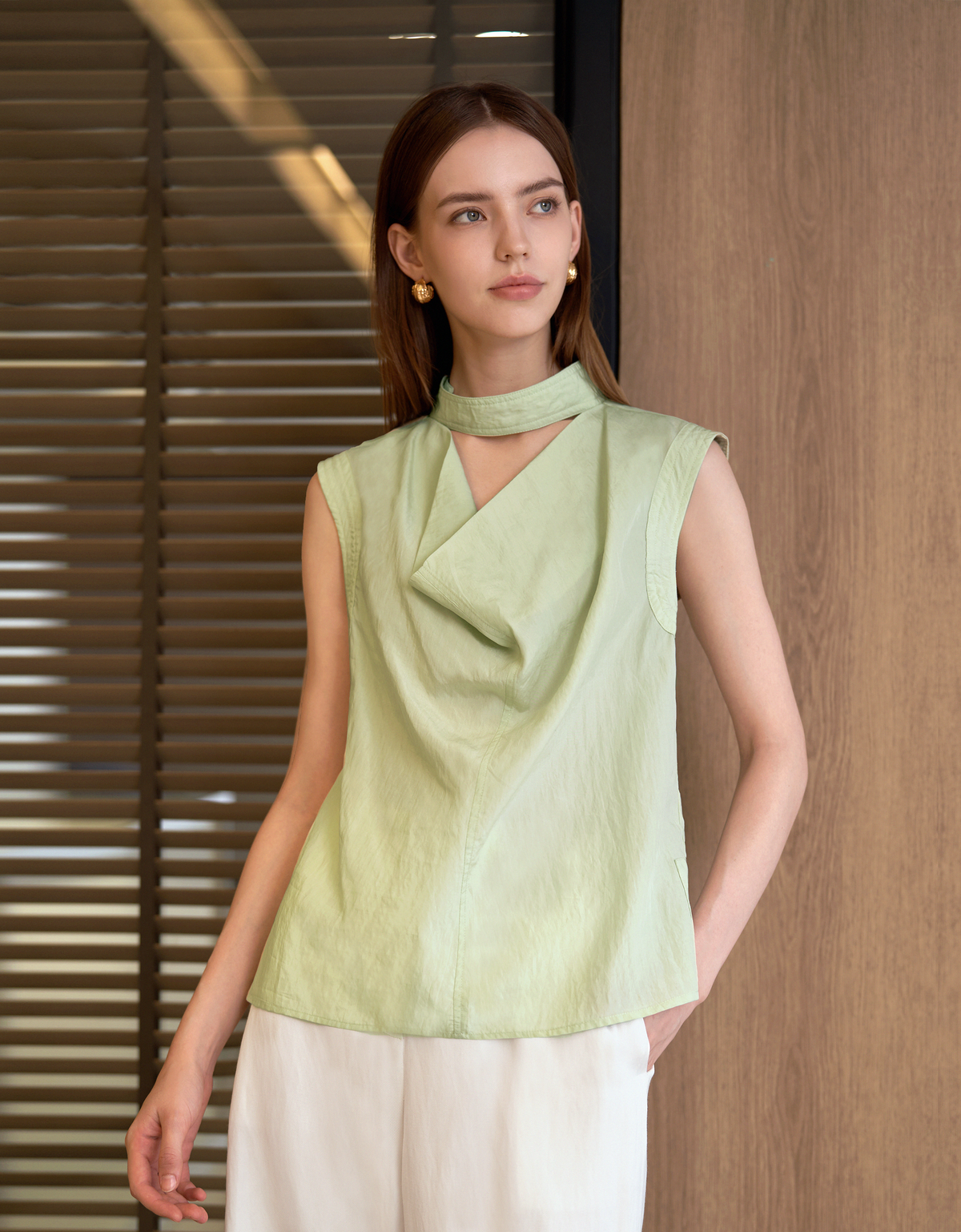 pale green