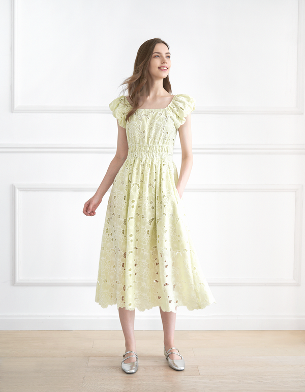 SaturdayClub フローラルプリントVネックミディ 関税込 Floral Print V-neck Midi Dress – SaturdayClub International