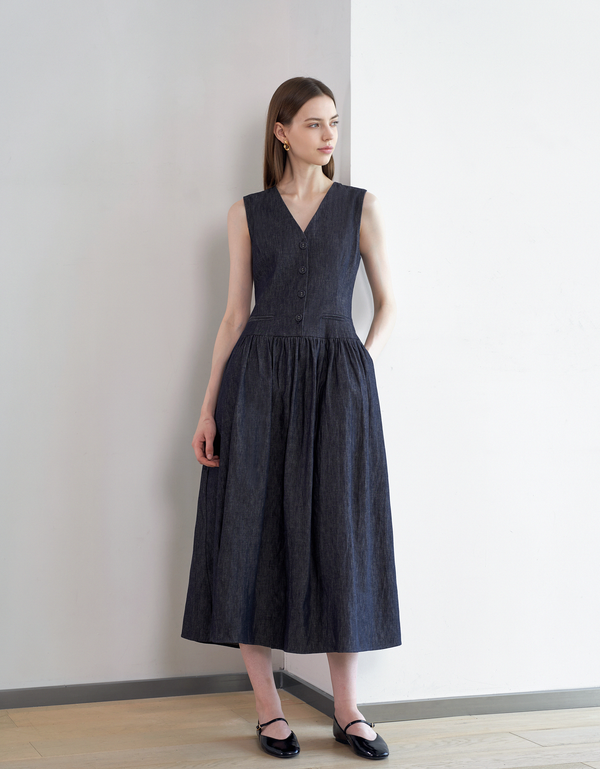 dark blue