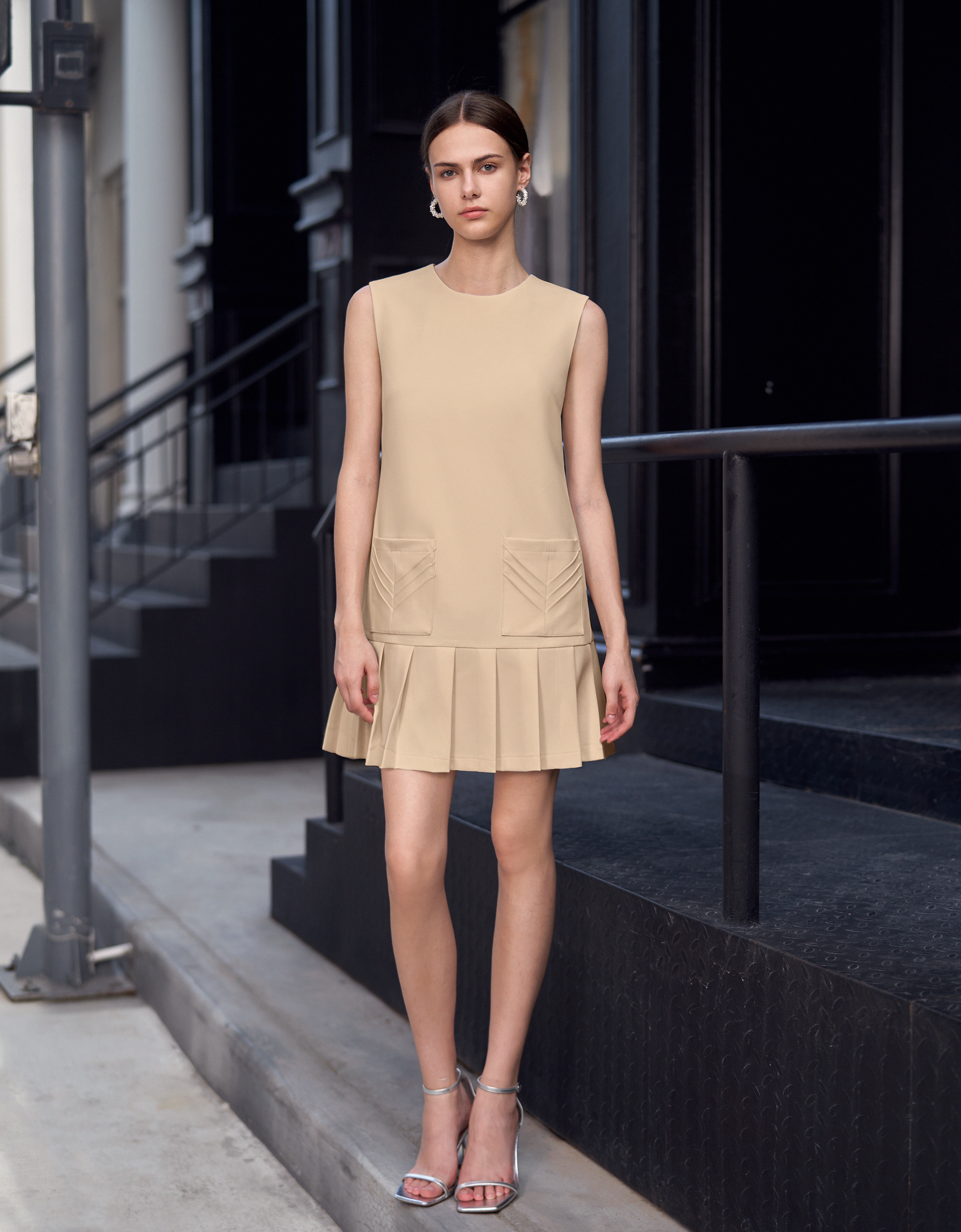 light khaki