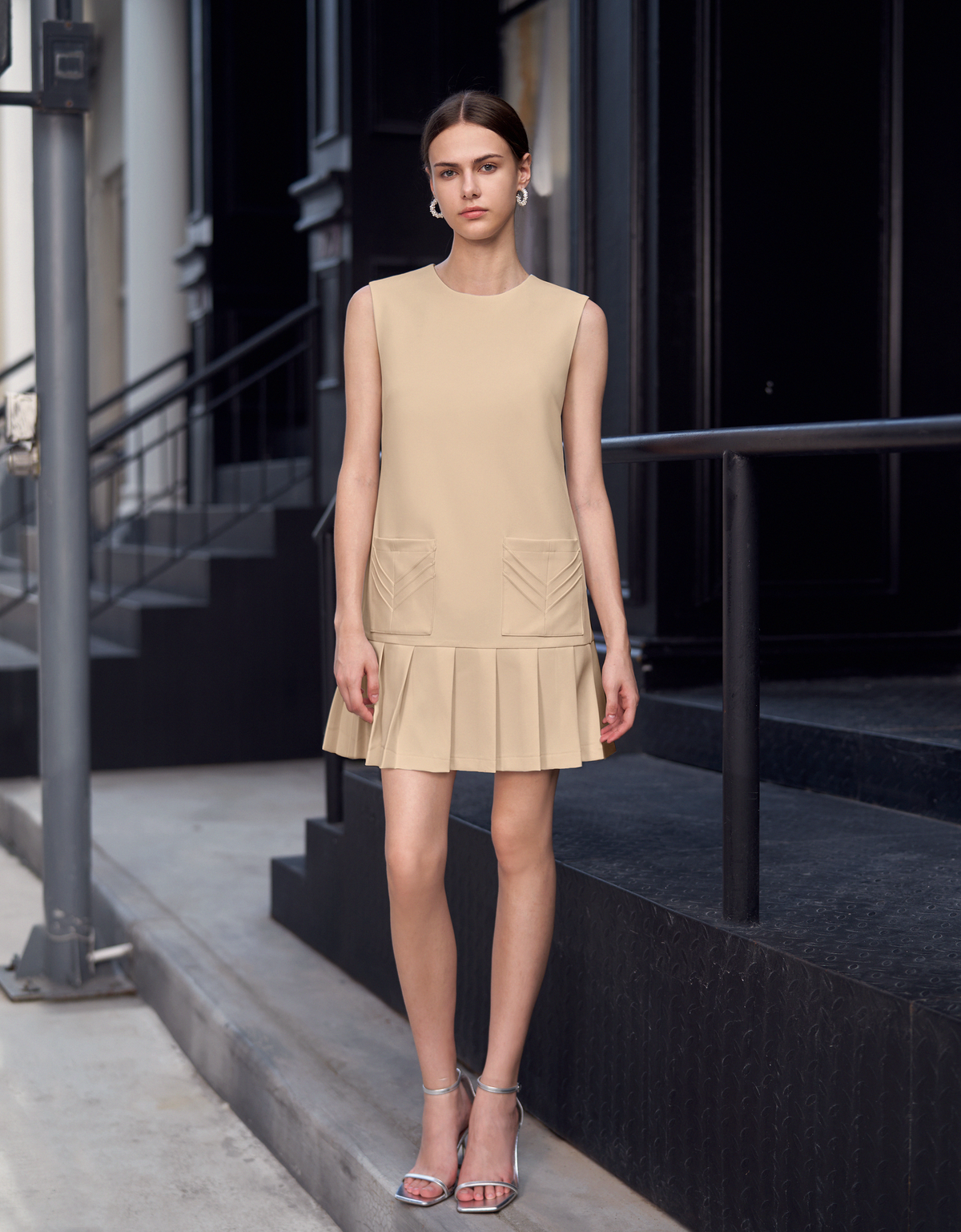 light khaki