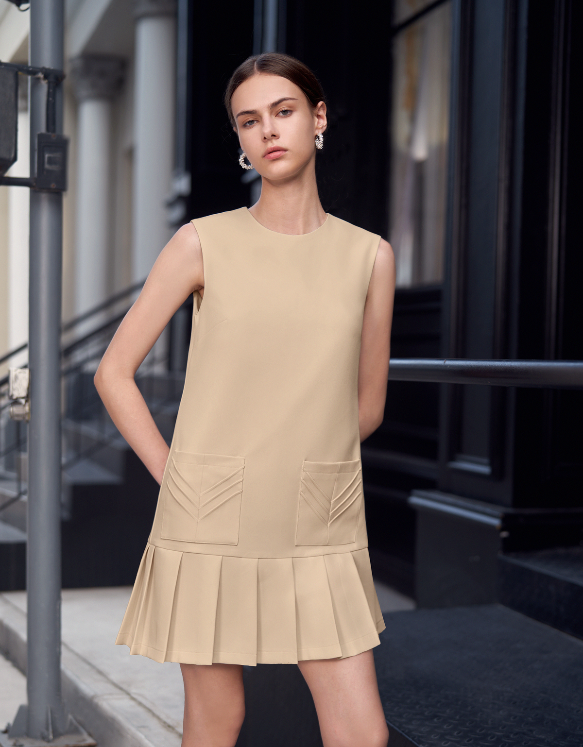 light khaki