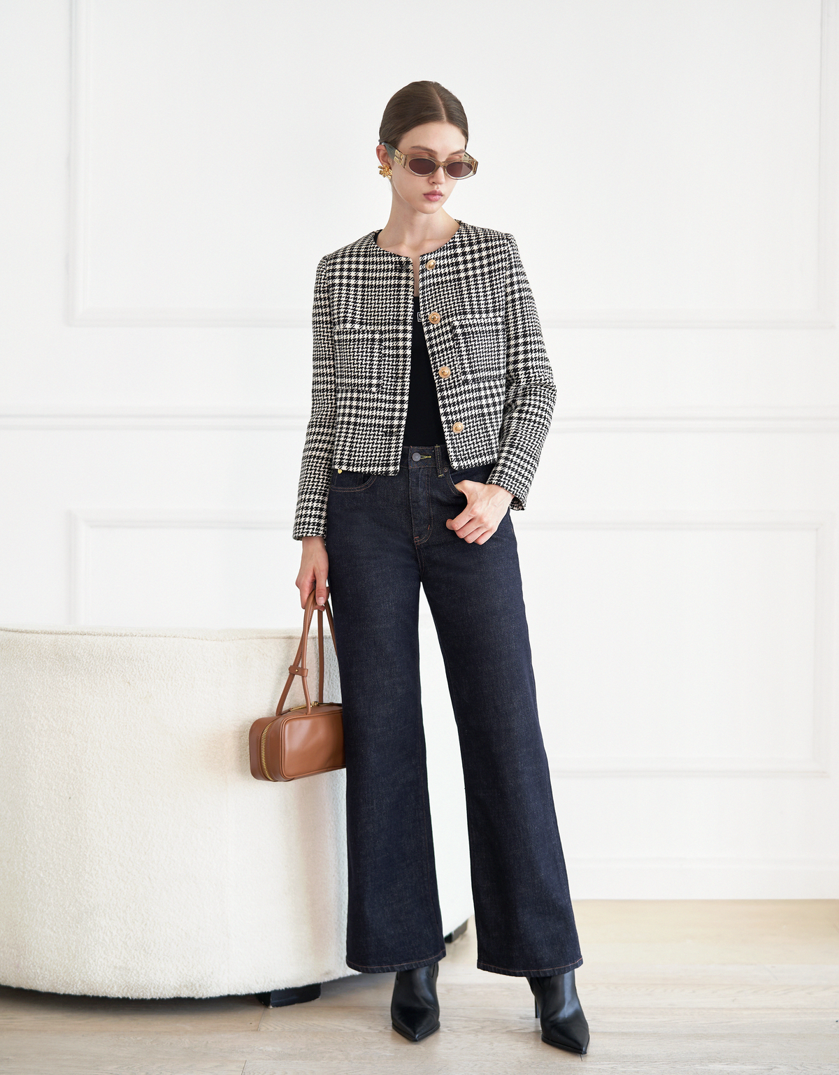 black & white(a27453)