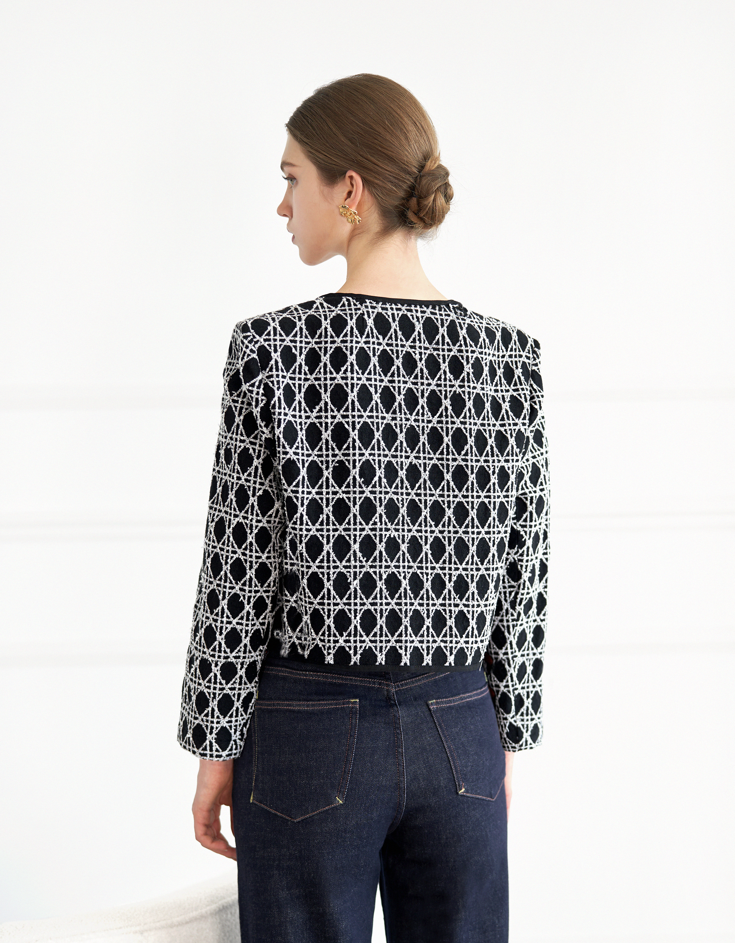 black & white(a27754)