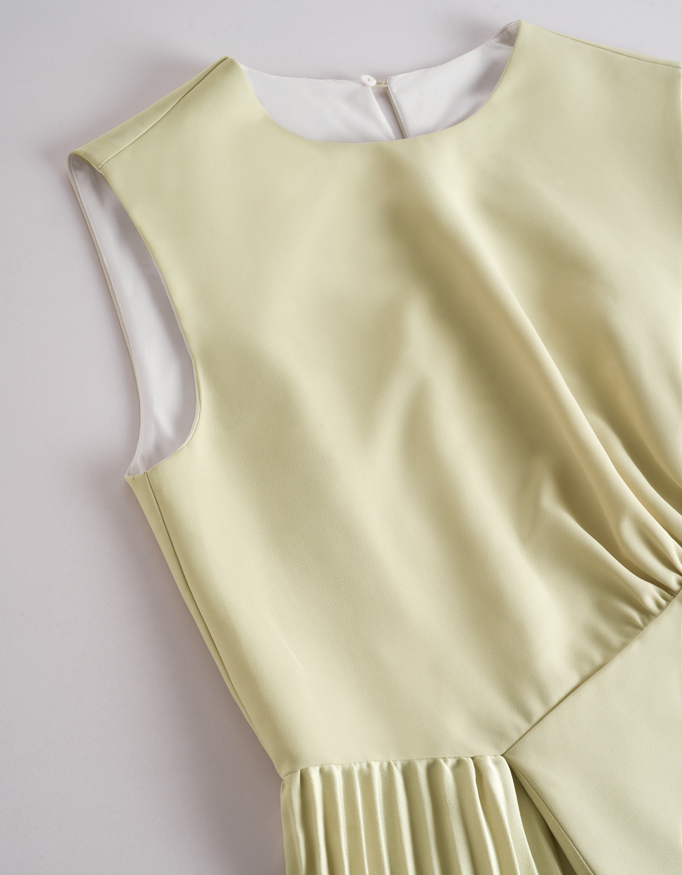 pale green