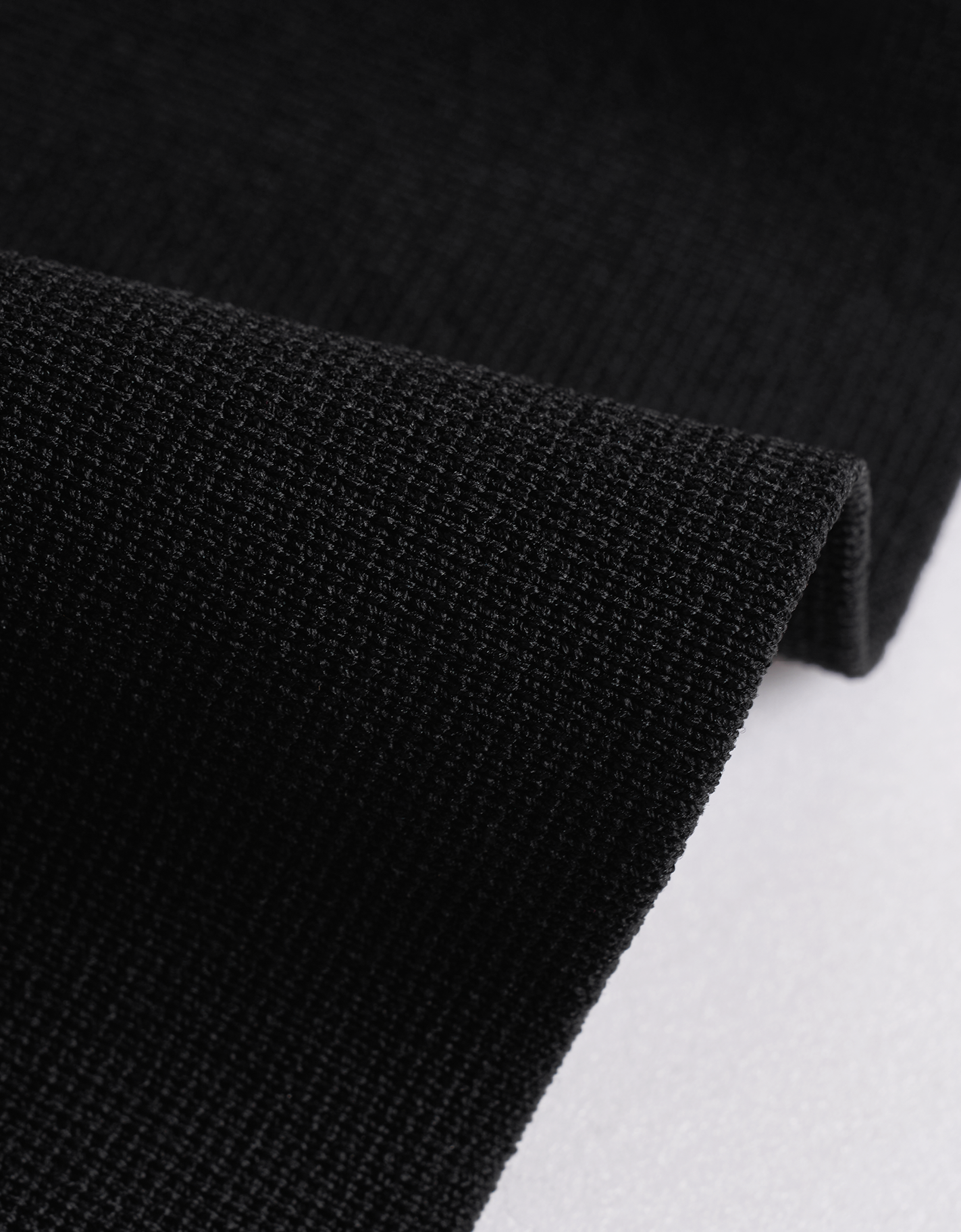 off white & black