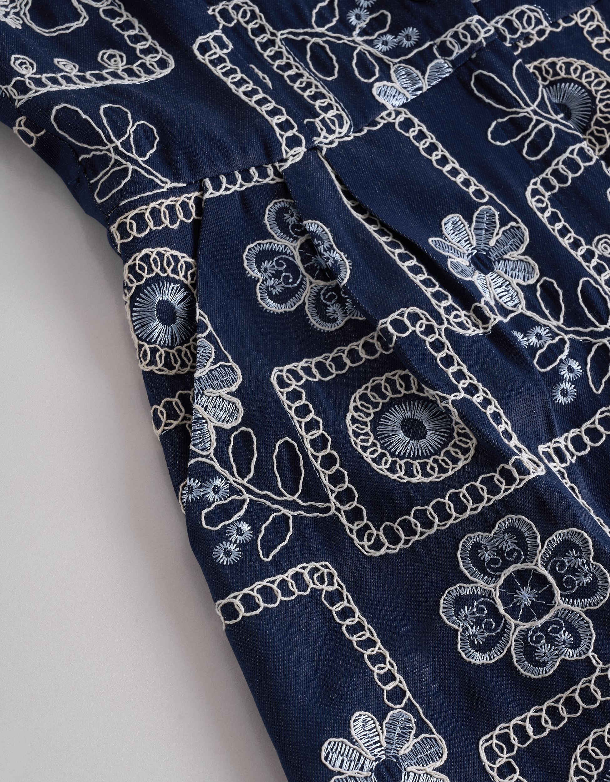 dark blue