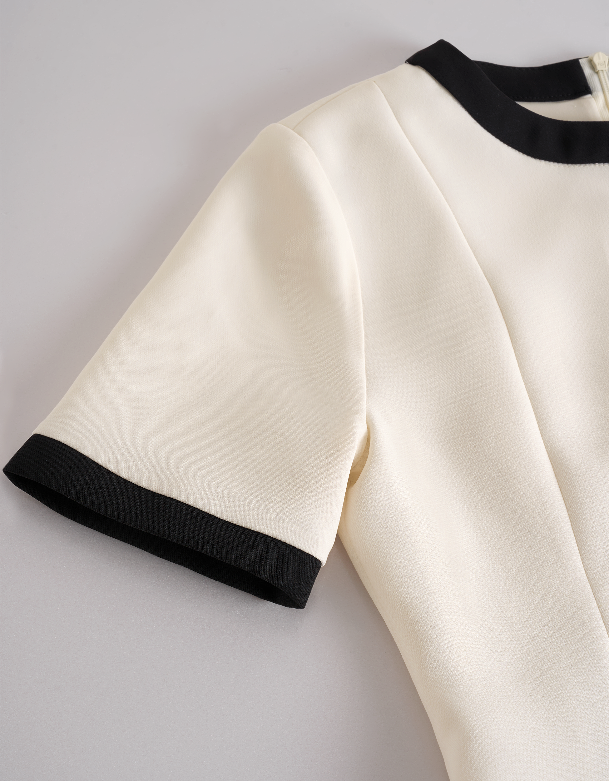 apricot & black(a29799)
