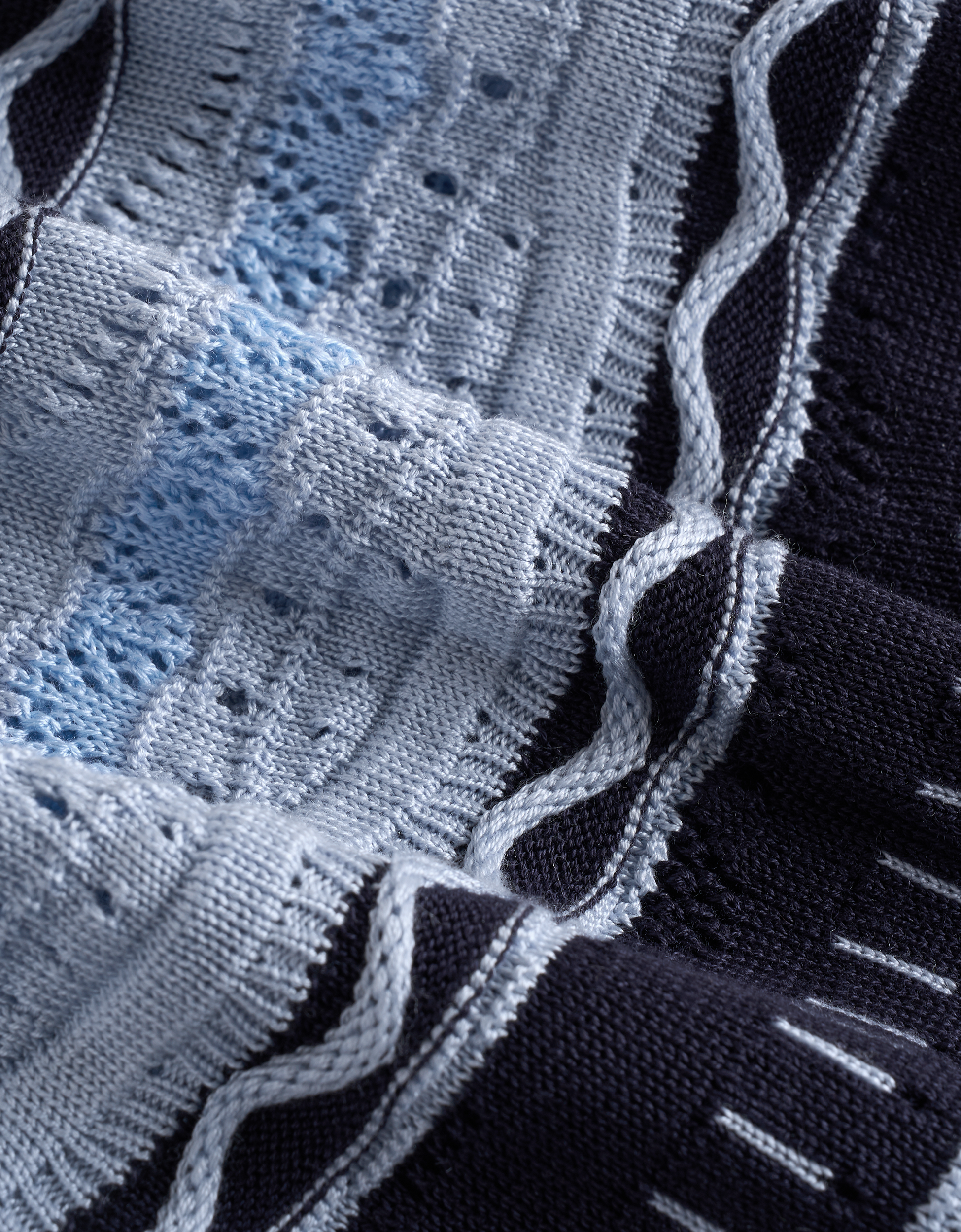 light blue & black(a30243)