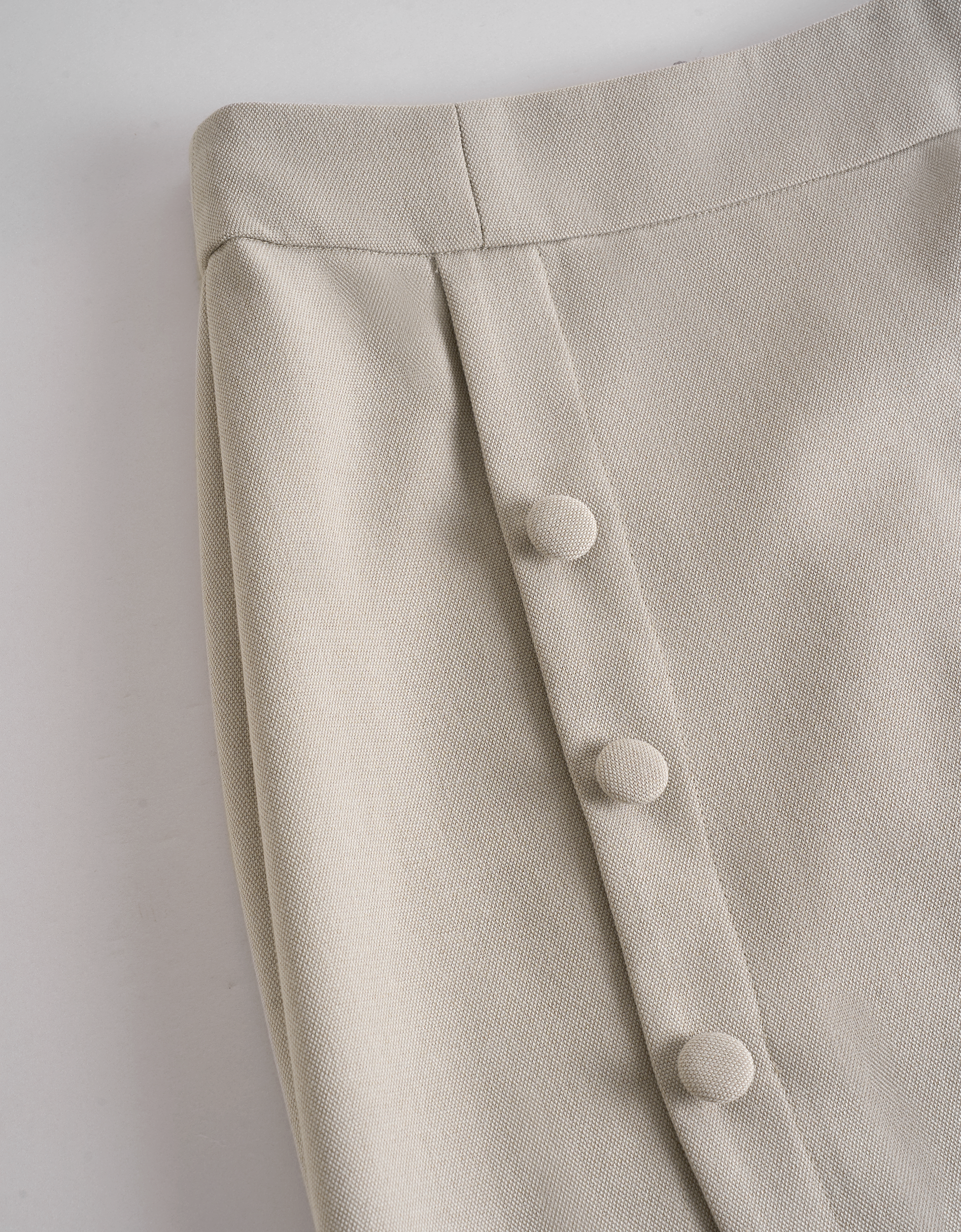 light khaki
