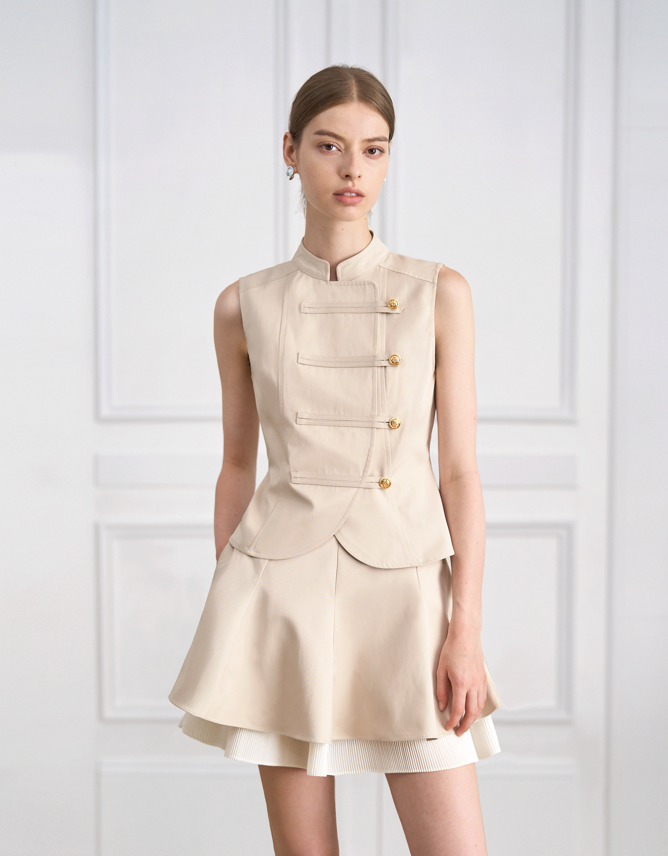 light khaki