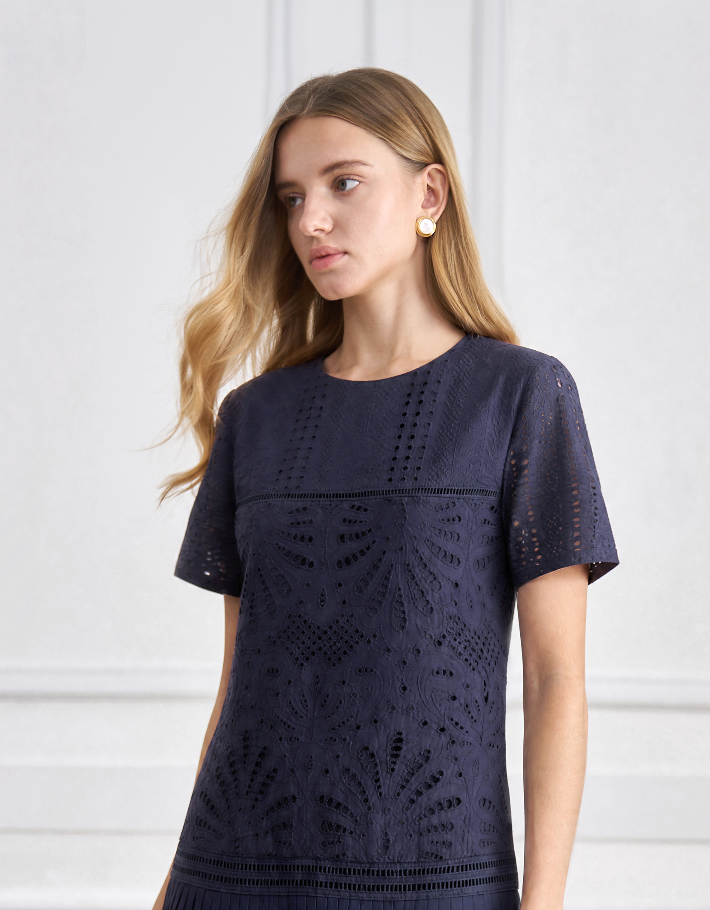 dark blue