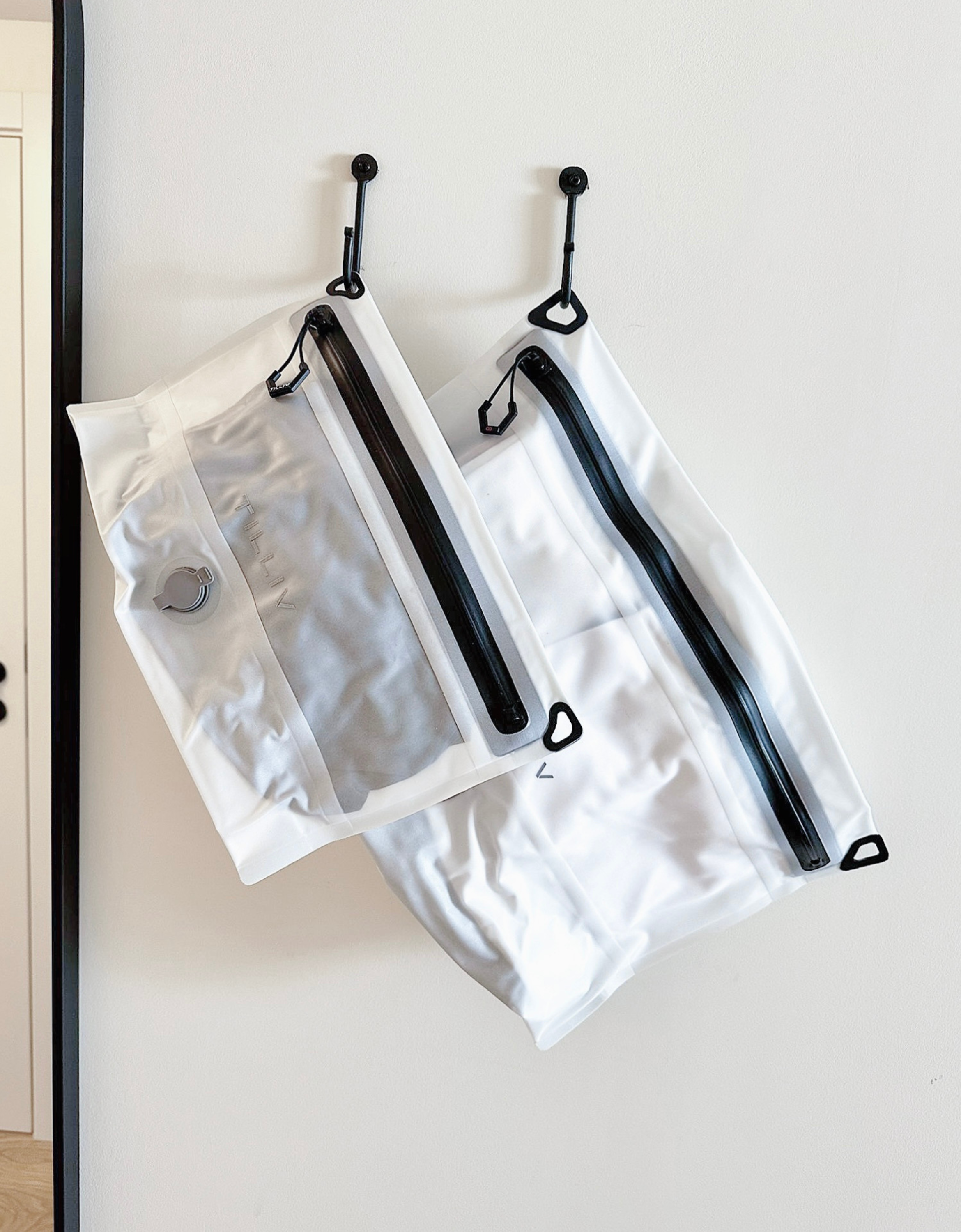 TILLIV Compak Medium (Purchase with Purchase at only HKD203.40)