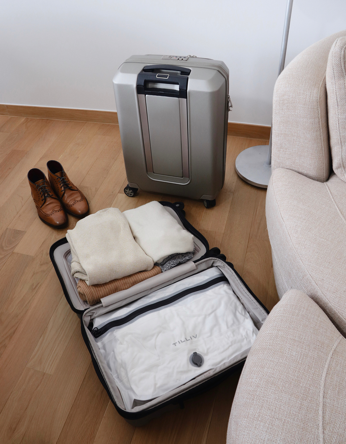 TILLIV Compak Medium (Purchase with Purchase at only HKD203.40)