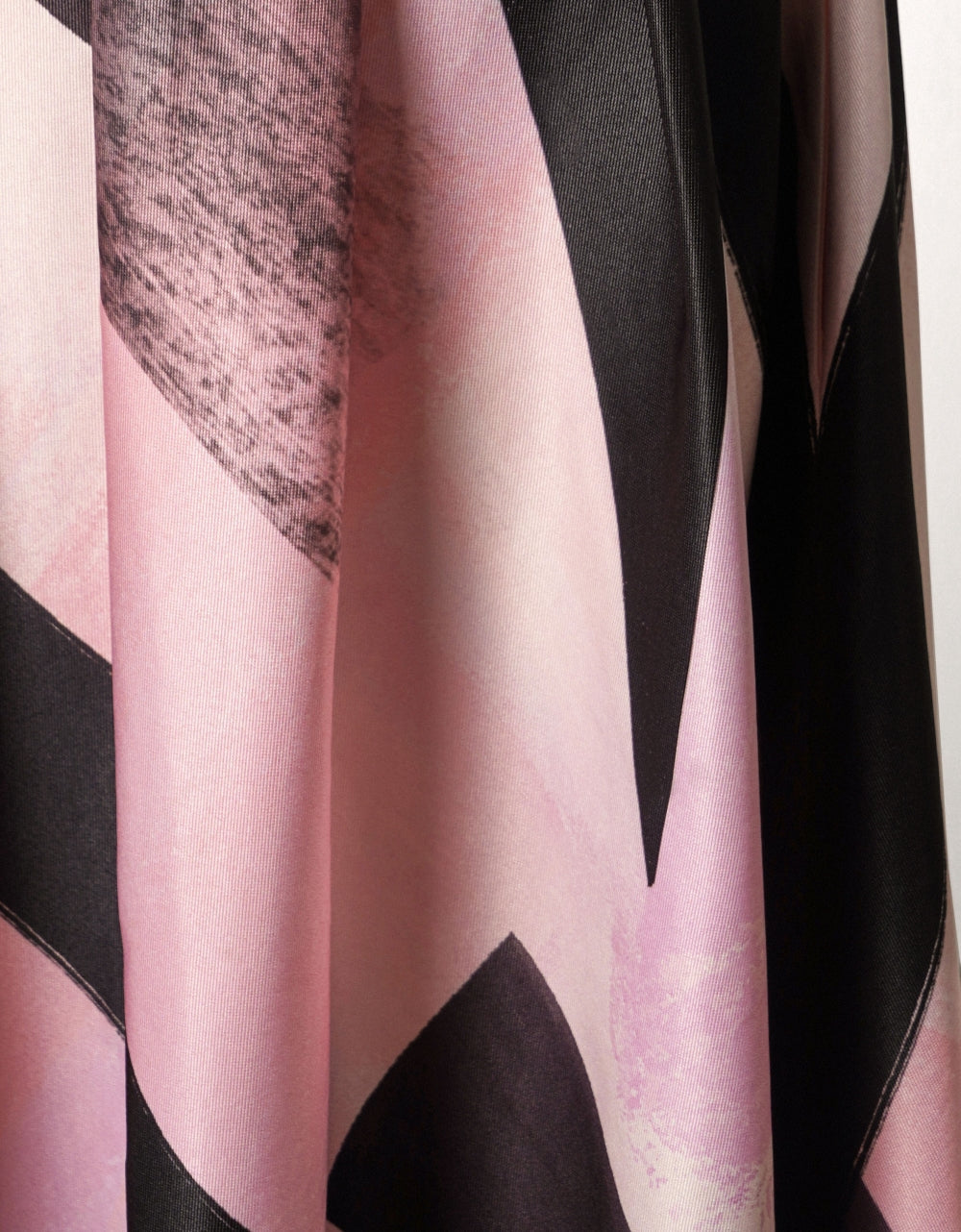 black & pink(a19163)